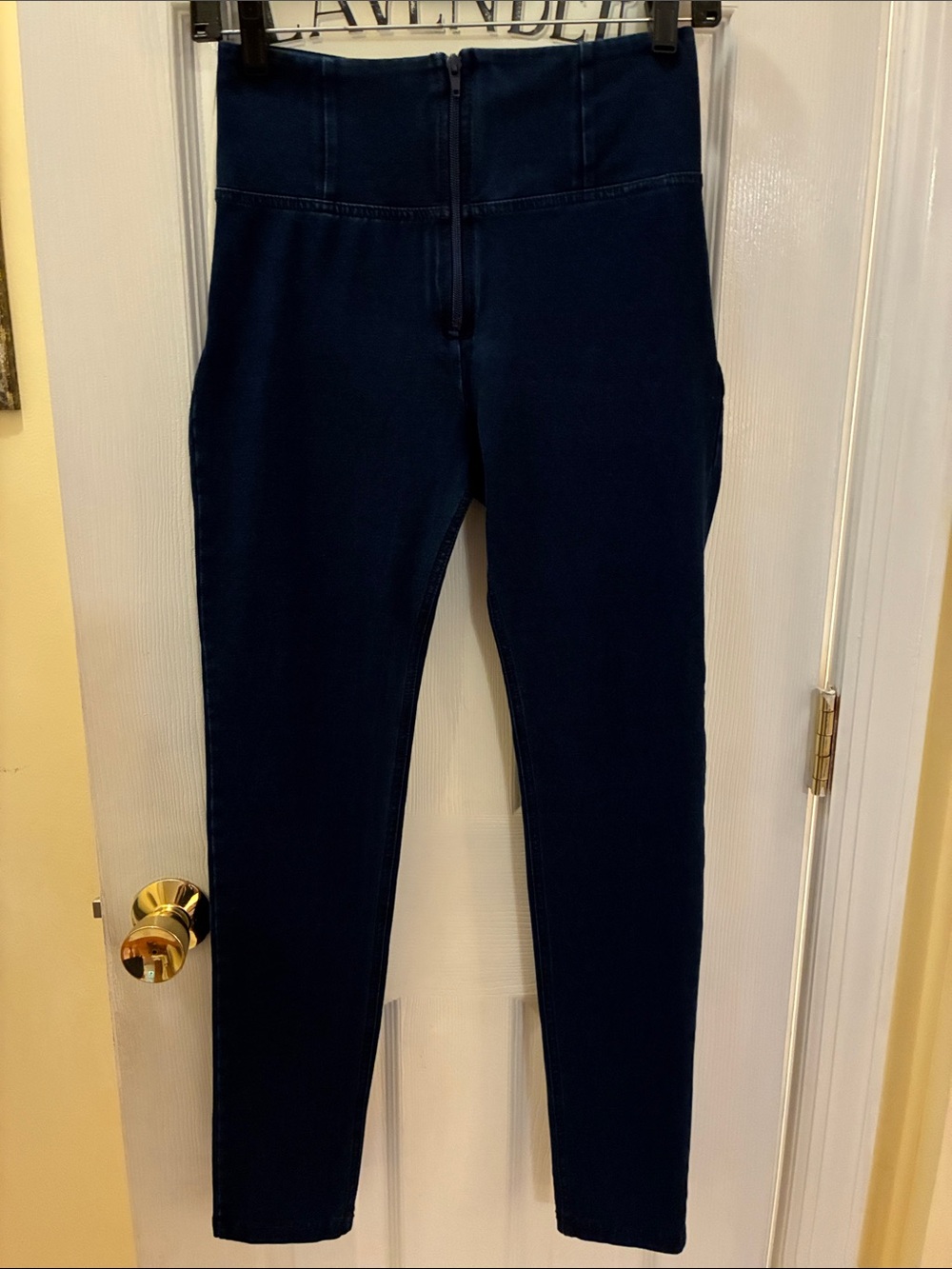 Freddy Skinny Jeans in Black with Contrast Stitching